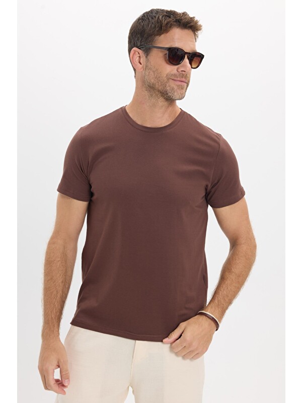 TUDORS Erkek Slim Fit Dar Kesim Pamuklu Yumuşak Doku Esnek Kumaş Basic Kahverengi Bisiklet Yaka Tişört