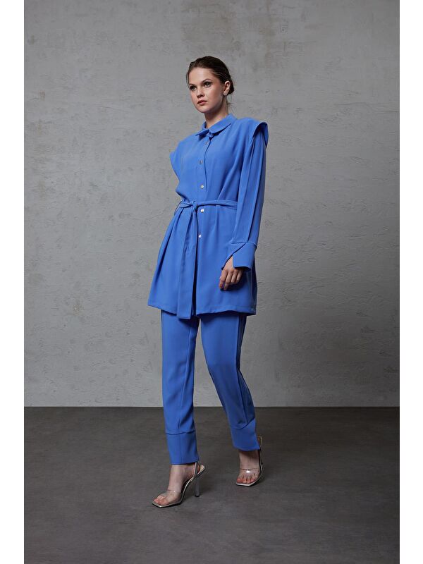 Mizalle Paça Kesikli Saks Pantolon