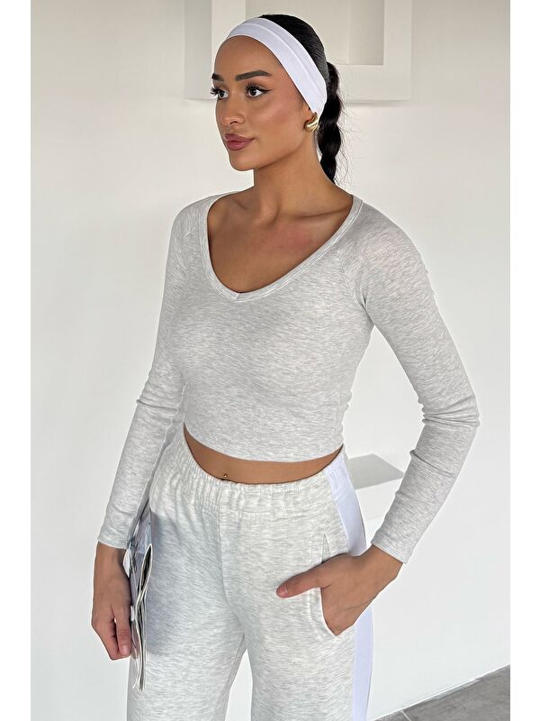 Gülseli Kadın V Yaka Uzun Kol Elastanlı Slim Fit Body Bluz
