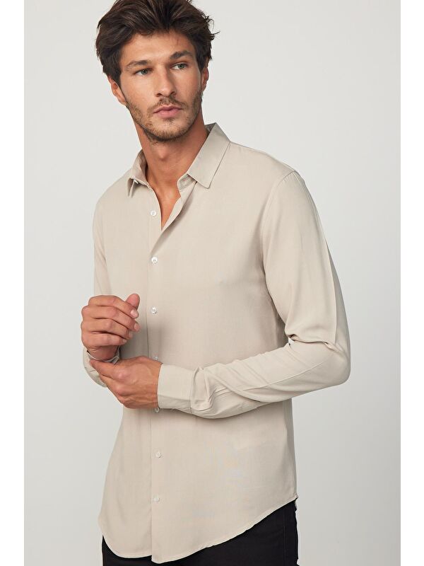TUDORS Slim Fit Dar Kesim Uzun Kol Dökümlü Viskon Şık Taş Rengi Erkek Gömlek