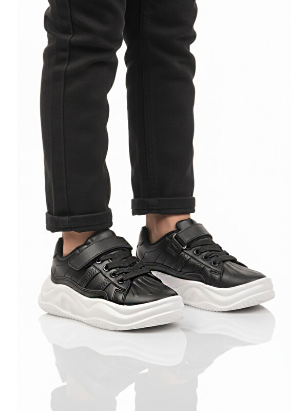 Siyah Beyaz Cırtlı Hafif Esnek Erkek Çocuk Spor Ayakkabı 2033 F - Görsel 2