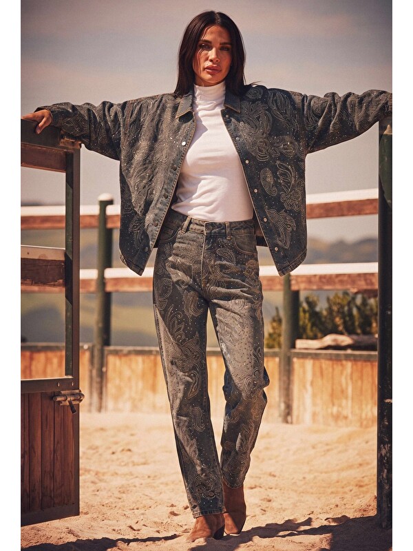 It's Basic Kadın Jean Rengi T-10w6-8 Loose Fit Parlak Taş ve Desen Tasarım Denim Jean