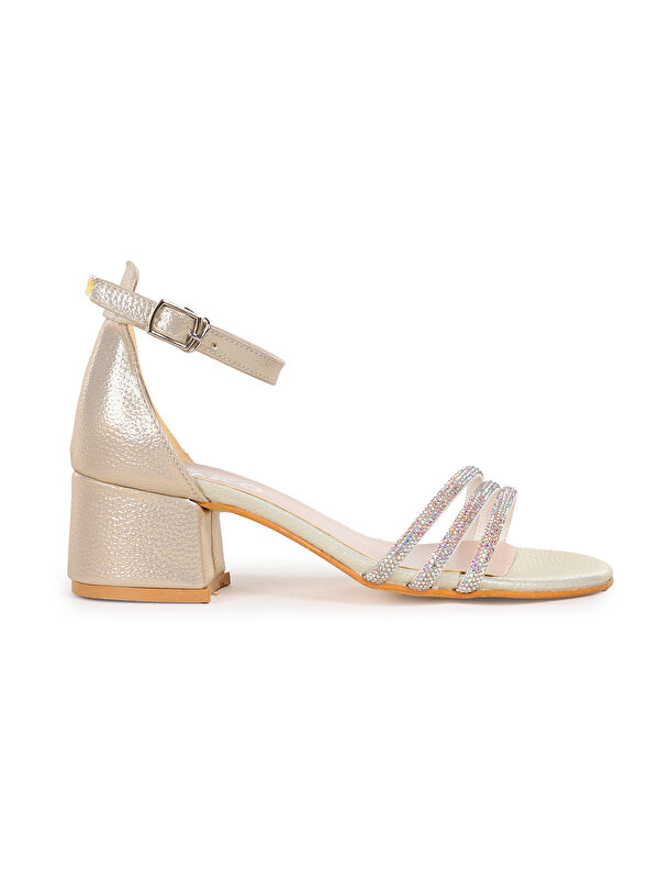 Nobe Günlük Kız Çocuk 4 Cm Topuklu Sandalet Ayakkabı - Görsel 4