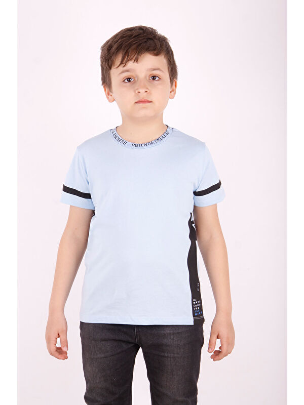 Toontoykids Erkek Çocuk Yaka ve Arkası Baskı Detaylı Tişört