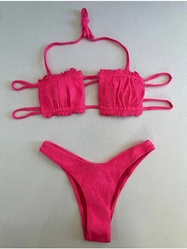 Hazelin Kadın Pembe İp Bağlamalı Büzgülü Straplez Bikini Takım HZL25S-LC2226