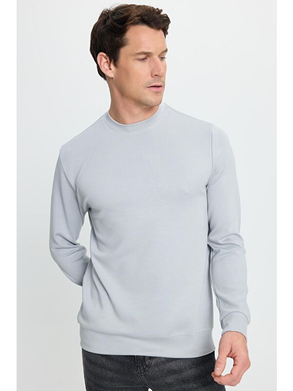 TUDORS Erkek Standart Fit Normal Kesim Uzun Kollu Ekstra Soft Modal Kumaş Bisiklet Yaka Gri Sweatshirt