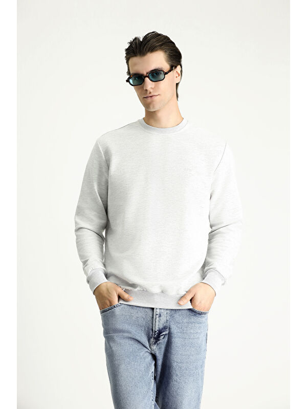 Kiğılı Bisiklet Yaka Regular Fit Nakışlı Pamuklu Sweatshirt