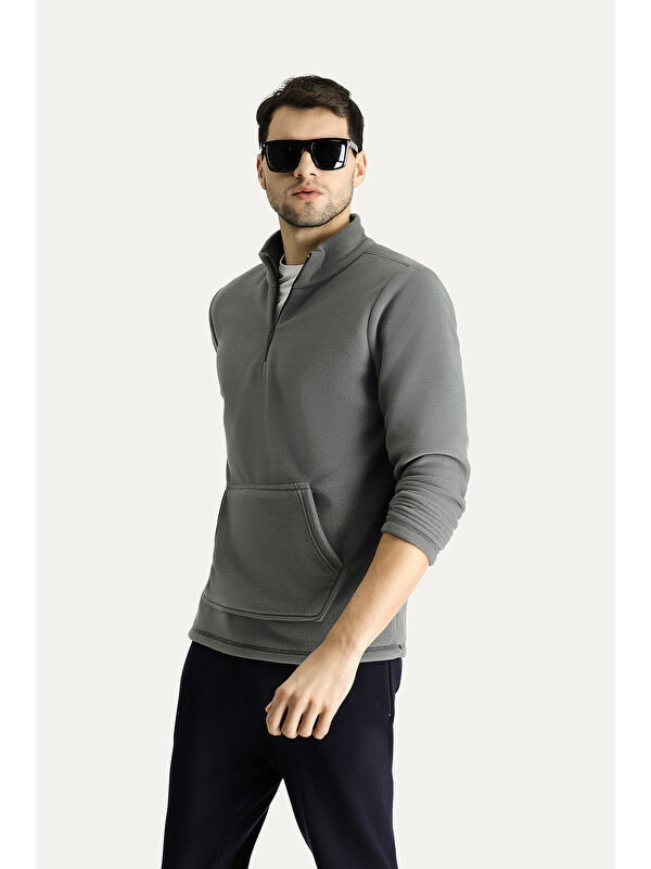 Kiğılı Yarım Fermuarlı Polar Büyük Beden Sweatshirt