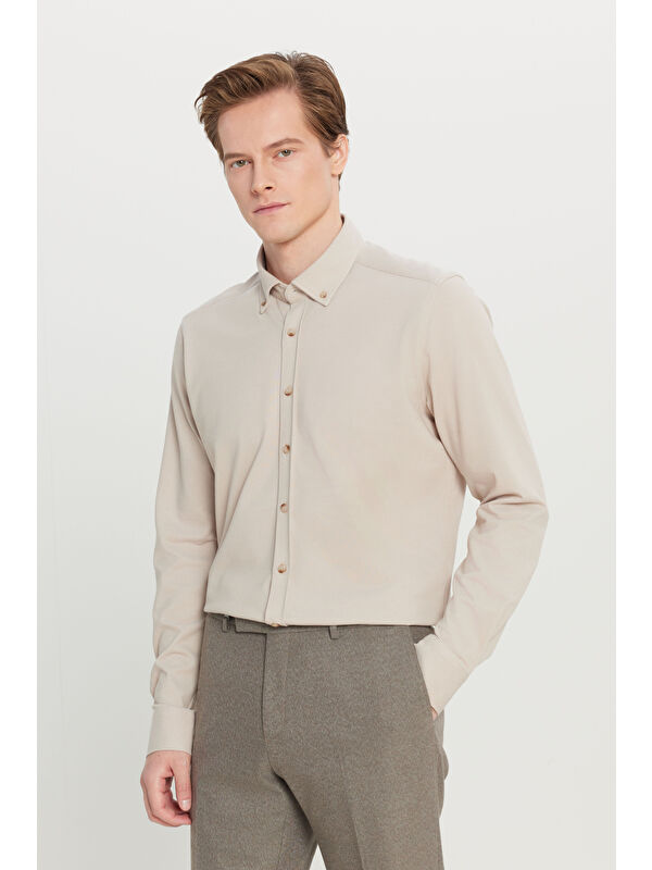 Altınyıldız Classics Erkek Bej Pamuklu Slim Fit Dar Kesim Düğmeli Yaka Örme Gömlek