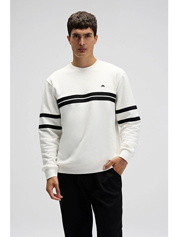 Ellesse Pamuklu Regular Fit Bisiklet Yaka Şerit Detaylı Sweat EM618-OF