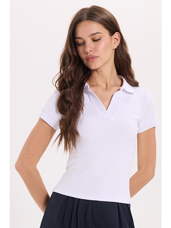 TUDORS Kadın Slim Fit Dar Kesim Pamuklu Kısa Kollu Beyaz Polo Yaka Tişört