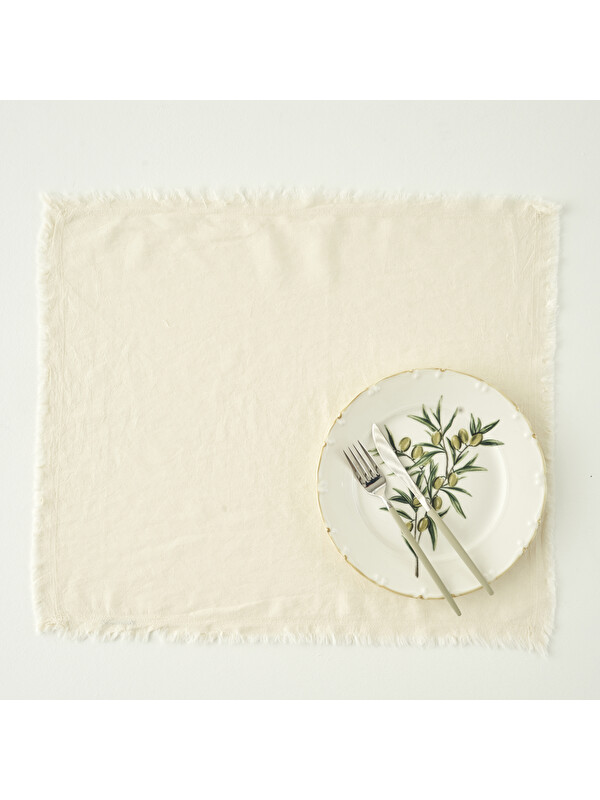 Bella Maison %100 Pamuk Olive Püsküllü Amerikan Servis Krem (35x45 cm)