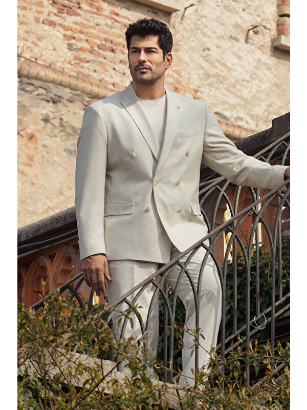 Altınyıldız Classics Erkek Bej Slim Fit Dar Kesim Kırlangıç Yaka Beli Gizli Lastikli Kapak Cepli Ekose Desenli Kruvaze T-