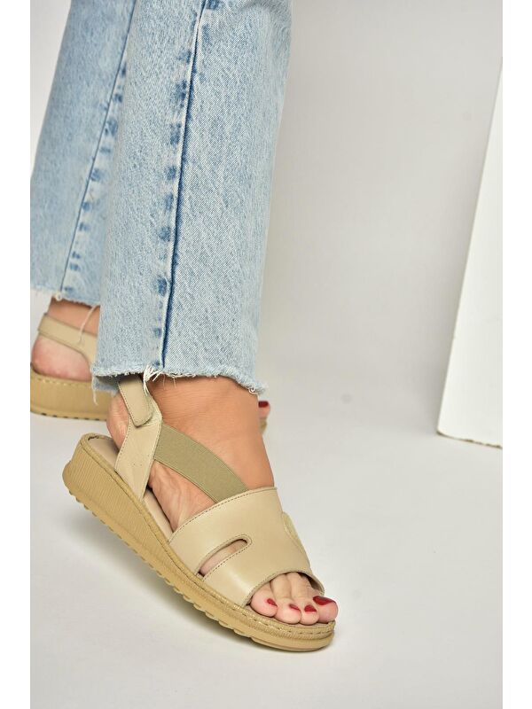 Fox Shoes Kahverengi Fox Shoes Taba Kadın Sandalet Y555554003