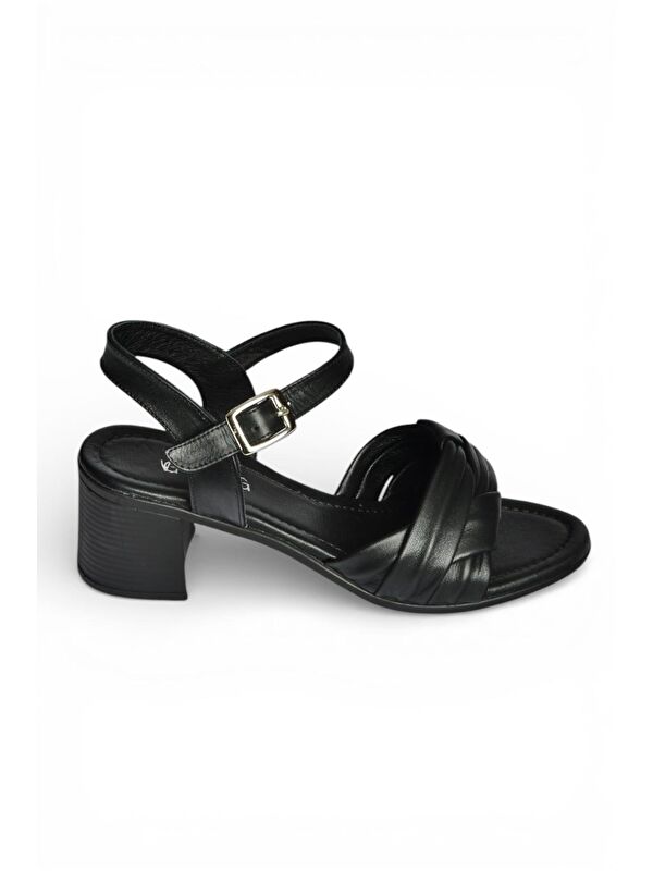 Fox Shoes Bej Fox Shoes Sandalet Kadın P555456303