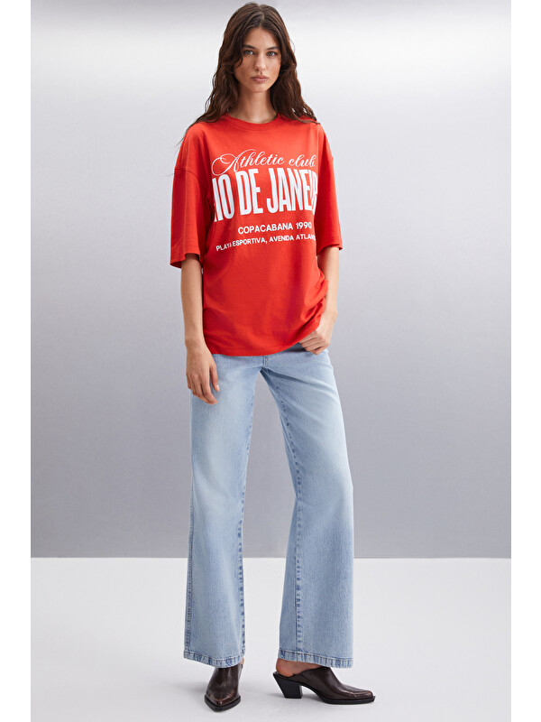 ETHIQUET MALIKA Kadın %100 Organik Pamuklu Şehir Tema Baskılı Oversize Bisiklet Yaka KIRMIZI T-Shirt