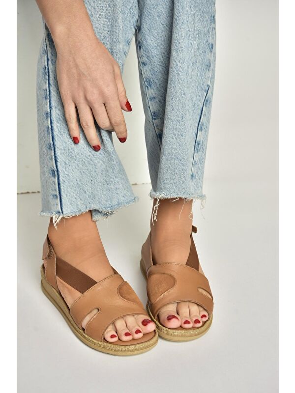Fox Shoes Kahverengi Fox Shoes Taba Kadın Sandalet Y555554003