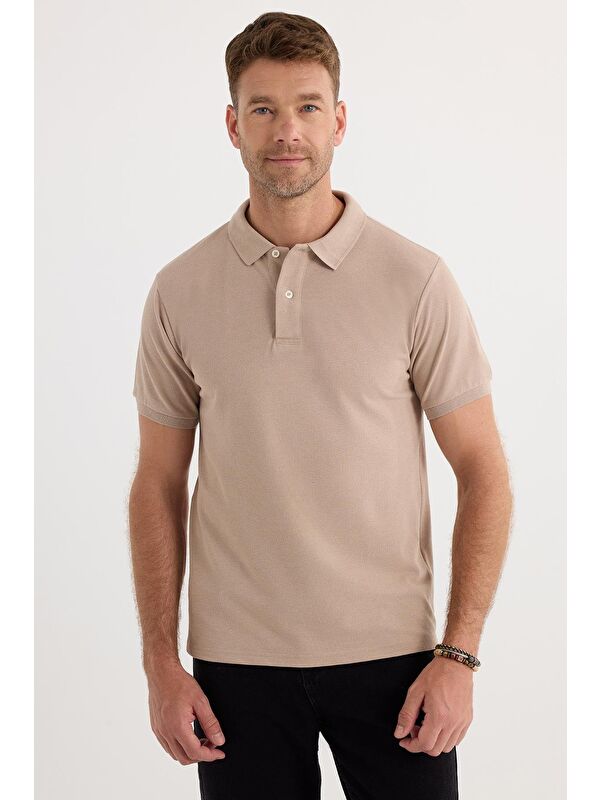 TUDORS Erkek Slim Fit Dar Kesim Pamuklu Yumuşak Dokulu Serin Tutan Kumaş Düz Pike Bej Polo Yaka Tişört