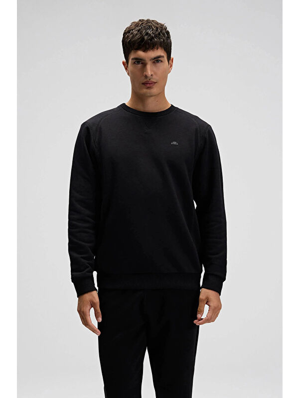 Ellesse Logolu Pamuklu Regular Fit Bisiklet Yaka Sweat EM2821-BK