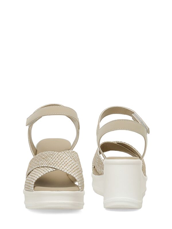 325071.Z 5FX Krem Kadın Dolgu Topuk Sandalet - Görsel 6