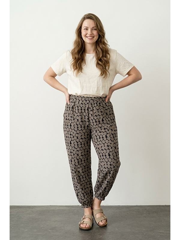 Stil Diva Beli Paçası Lastikli Cepli Esnek Kumaşlı Jogger Pantolon