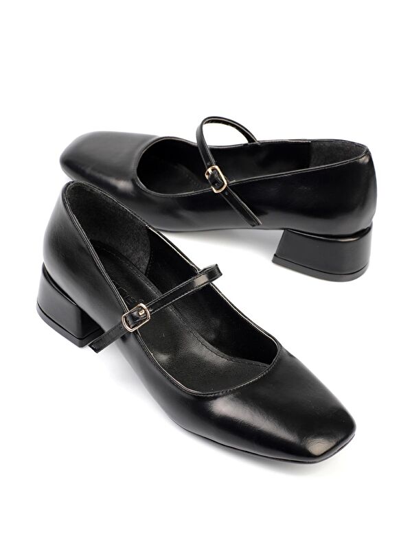 Küt Burunlu Bantlı Alçak Topuk Kadın Ayakkabı - Görsel 5