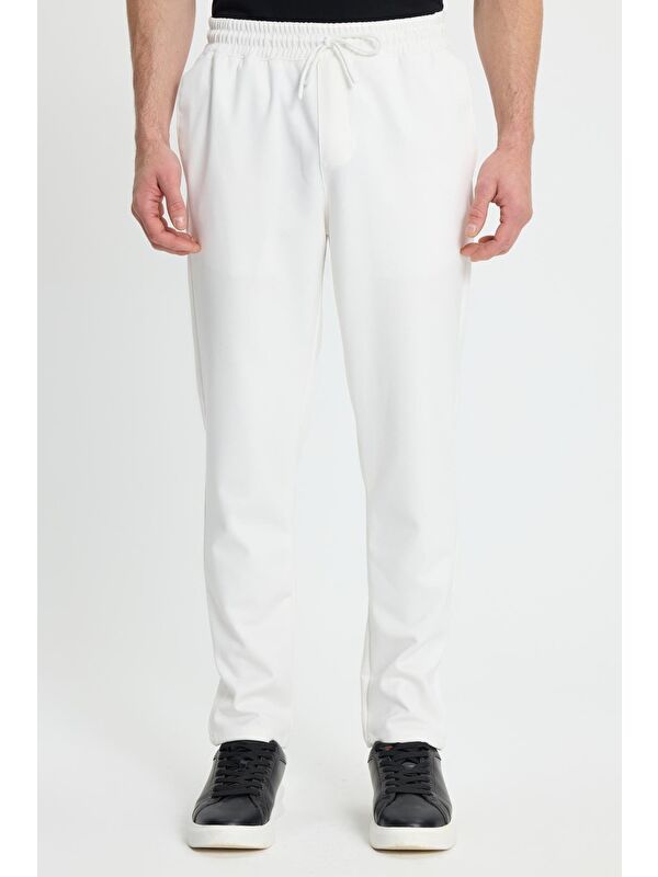 TUDORS Erkek Regular Fit Klasik Kesim Beli Lastikli Bağcıklı Koyu Beyaz Jogger Pantolon