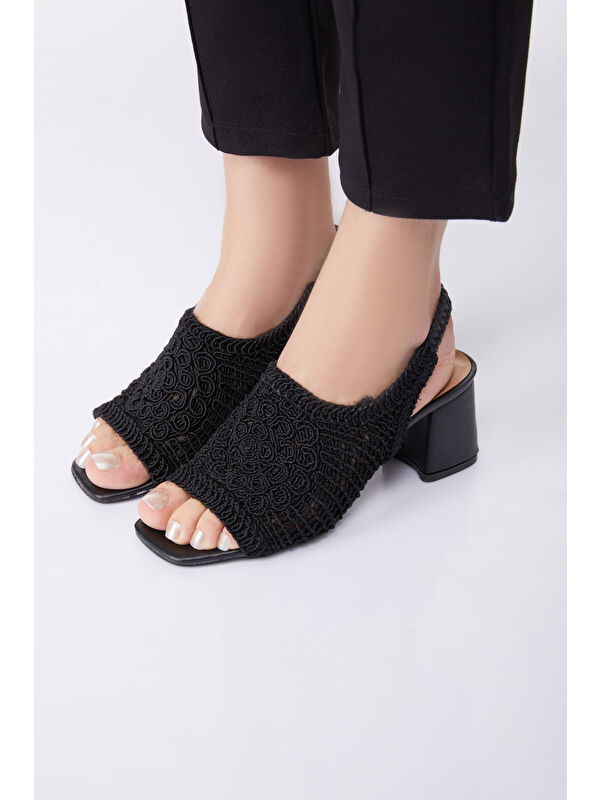 Kadın Siyah Topuklu Nakışlı Sandelet - 27154 - Görsel 4
