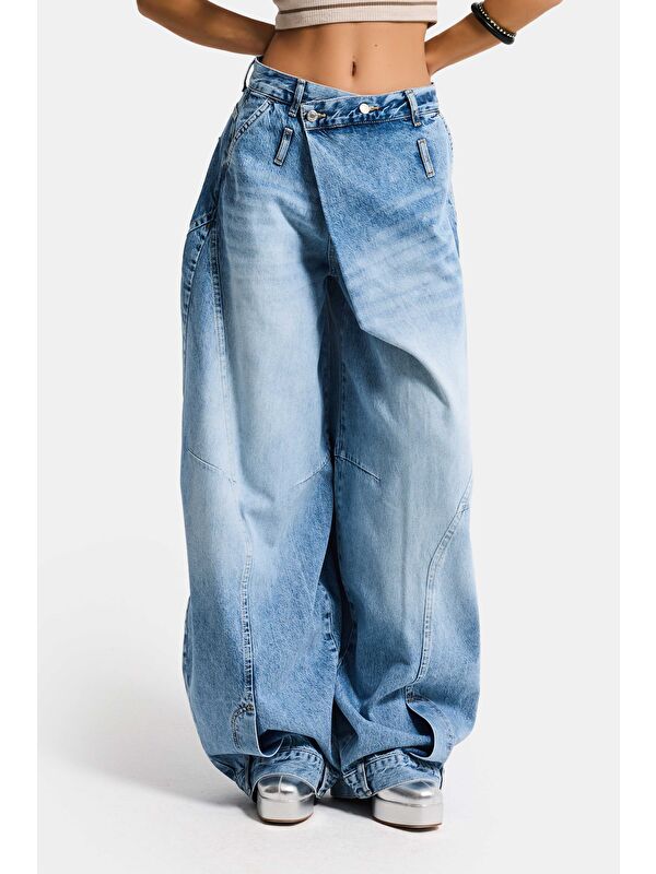It's Basic Kadın Mavi 4s6-3 Süper Baggy Fit Kemer Detaylı Özel Tasarım Denim Jean