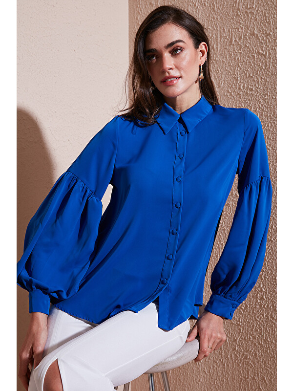Lela Regular Fit Dikiş Detaylı Düz Yaka Balon Kol Kadın Gömlek 611GO00003