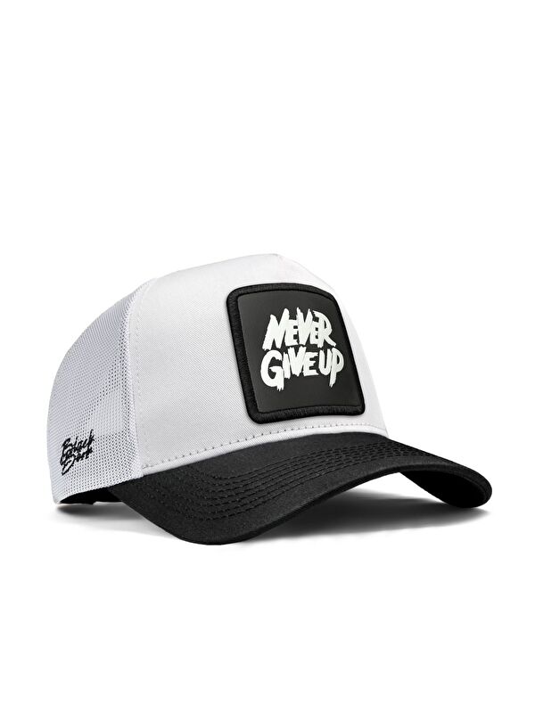 BlackBörk Never Give Up Logolu Siyah-Beyaz Trucker Şapka