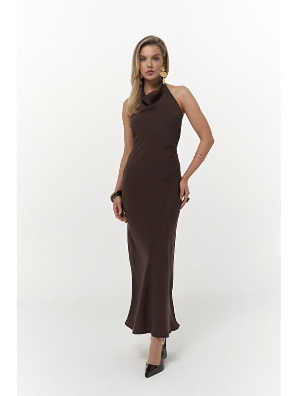 Mai Collection Loretta Sırt Dekolteli Kahve Uzun Elbise
