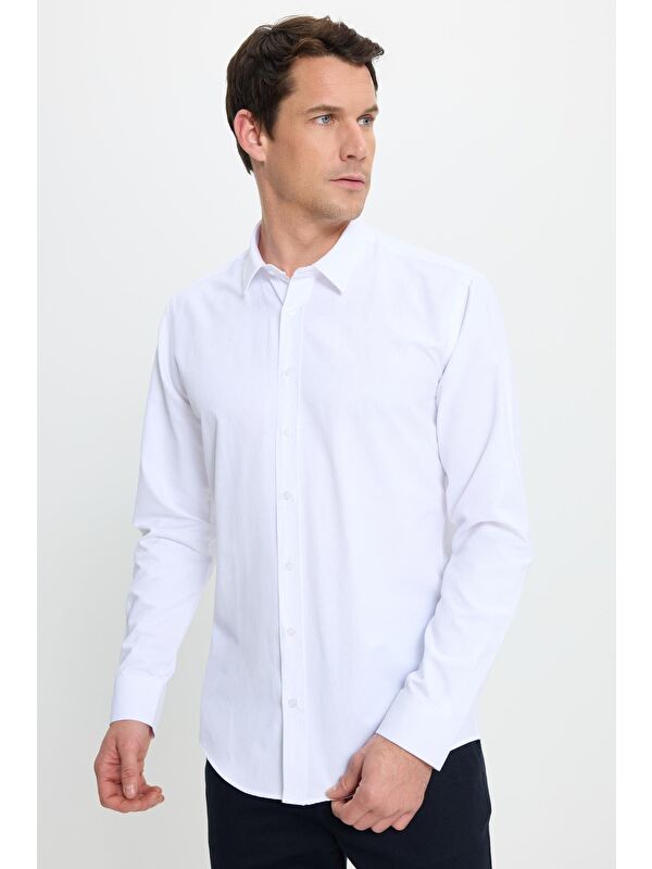 TUDORS Modern Slim Fit Uzun Kollu Pamuklu Kolay Ütü Armürlü Beyaz Erkek Gömlek