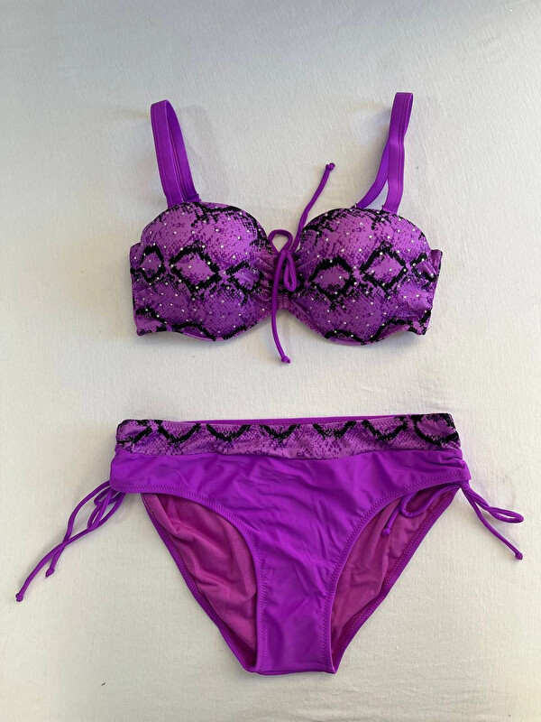 Hazelin Kadın Lila Siyah Desenli Taş İşlemeli Toparlayıcı Bikini Takım HZL25S-LC3333