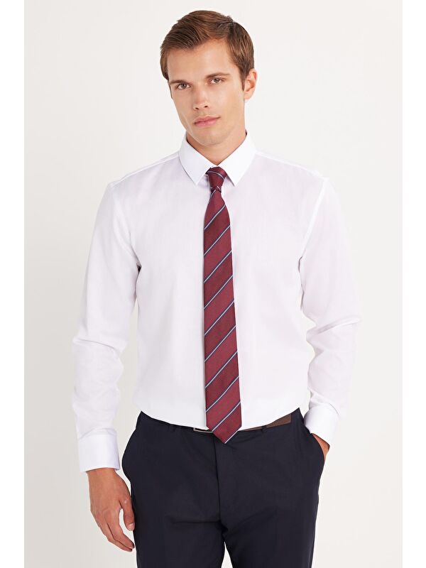 TUDORS Slim Fit Beyaz Non-Iron %100 Pamuk Doğa Dostu Ekoteks Belgeli Ütü Gerektirmez Gömlek