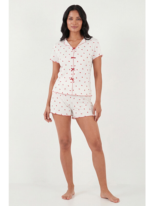 Lela Regular Fit Desenli V Yaka Şortlu Pijama Takımı 65770837