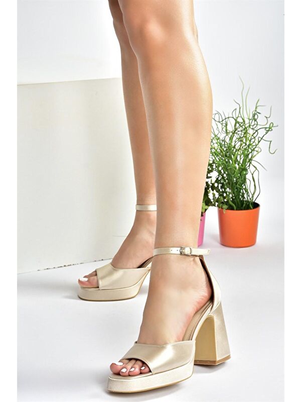 Ten Saten Kumaş Kalın Platform Topuklu Kadın Ayakkabı M570020804 - Görsel 3