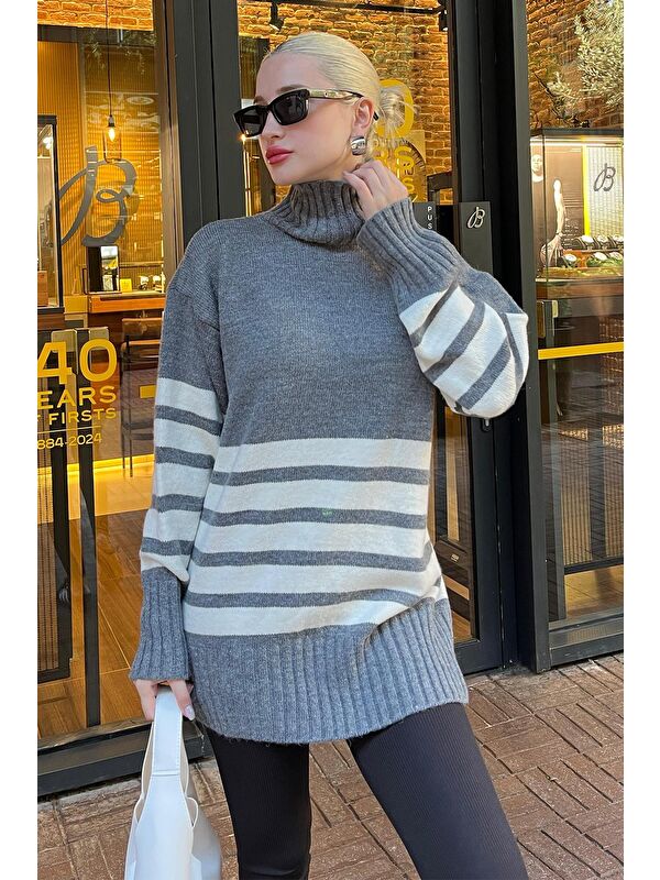 Madmext Gri Oversize Balıkçı Yaka Çizgili Kazak Mg2168