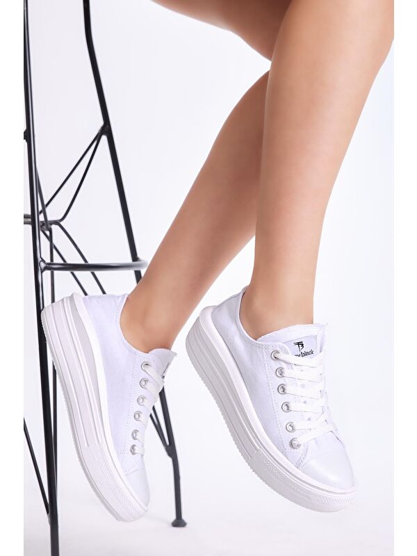 Kadın Beyaz Rahat Kalıp Kalın Tabanlı Spor Ayakkabı - Görsel 4