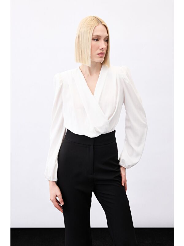 SATEEN Parlak Çizgili Bodysuit Bluz - Ekru