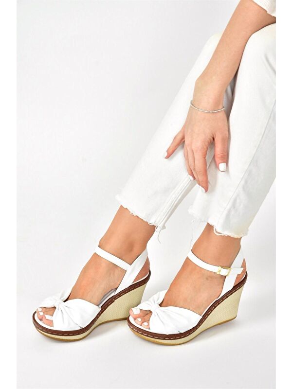 M674040409 Beyaz Dolgu Taban Kadın Ayakkabı - Görsel 2