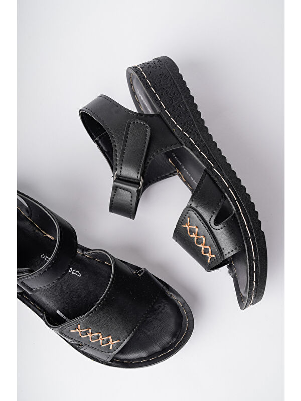 SALVA Rahat Kalıp Deri Görünümlü Cırtlı Tek Bant Kadın Sandalet - Görsel 2