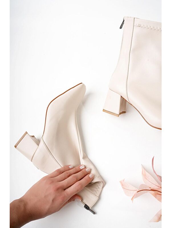 SASHA Küt Burun Arkadan Fermuarlı Kadın Topuklu Bot - Görsel 3