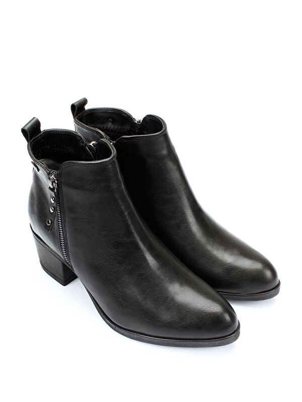 Sivri Burun Kauçuk Taban Topuklu Püsküllü Kadın Günlük Bot 20431 - Görsel 3