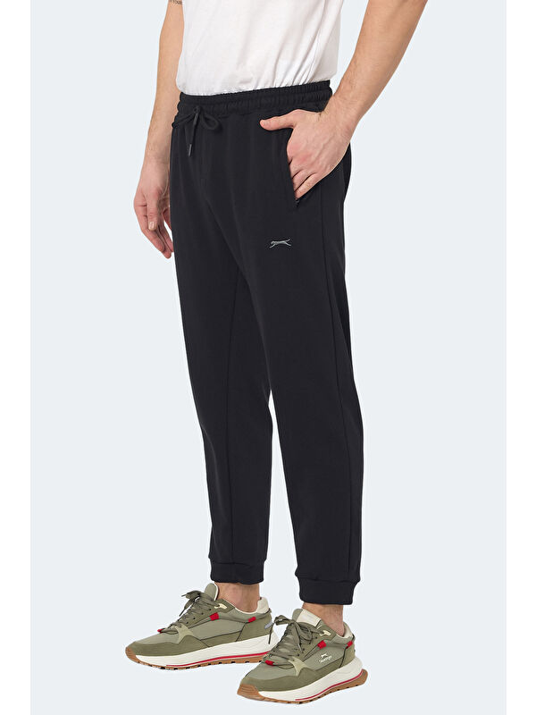 SLAZENGER KISHA IN Erkek Cepli Dar Paça Siyah Jogger Eşofman Altı