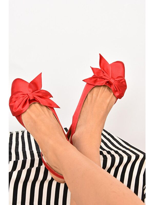 Fox Shoes Kırmızı Saten Kumaş Kadın Babet H726809004