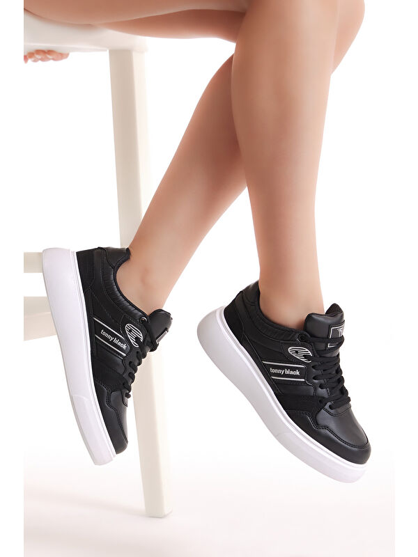 Kadın Siyah Beyaz Yüksek Poli Taban Yanı Şeritli Bağcıklı Spor Ayakkabı - Görsel 3