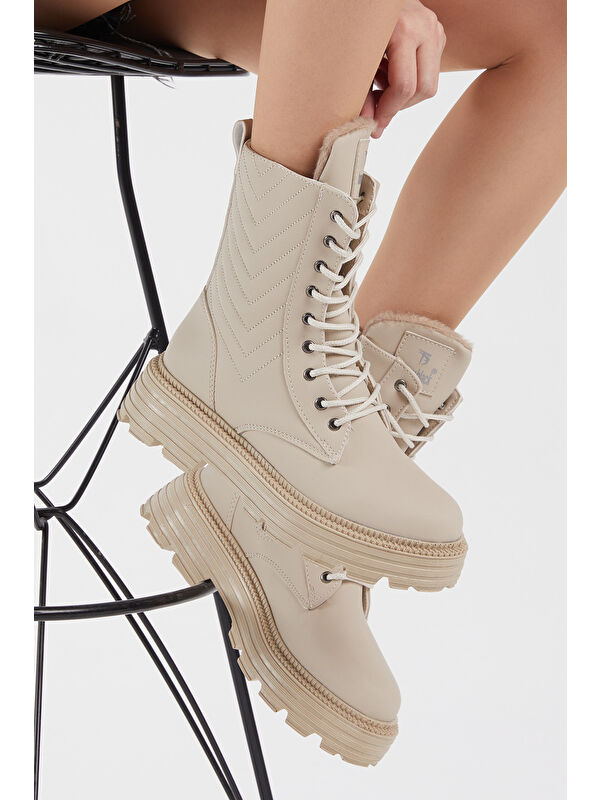 Kadın Krem Cilt Kalın Taban Nakışlı Bağcıklı ve Fermuarlı Bot - Görsel 5