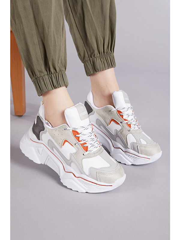 Kadın Beyaz Kiremit Rahat Kalıp Yüksek Taban Bağcıklı Spor Ayakkabı - Görsel 6