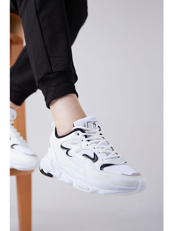 Unisex Beyaz Siyah Rahat Kalıp Yüksek Taban Bağcıklı Spor Ayakkabı - Görsel 5